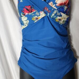 Cupshe Blue Floral One-Piece Swimsuit